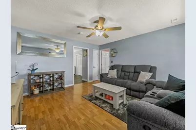 326 Blue Bonnet Drive, Spartanburg, SC 29303 - Photo 14