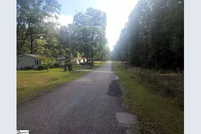 220 Cook Street, Gray Court, SC 29645 - Photo 2