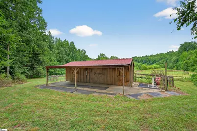 135 Pointe Drive, Campobello, SC 29322 - Photo 36