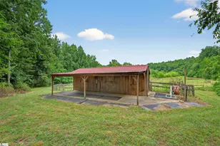 135 Pointe Dr, Campobello, SC 29322 - Photo 36