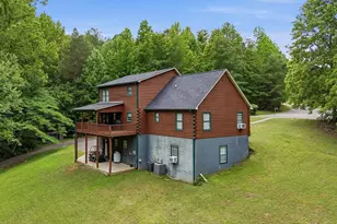 135 Pointe Dr, Campobello, SC 29322 - Photo 32
