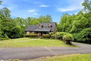 135 Pointe Dr, Campobello, SC 29322 - Photo 1