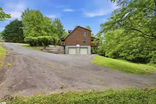 135 Pointe Dr, Campobello, SC 29322 - Photo 34