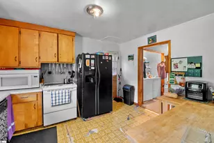 120 Jay Dr, Greenville, SC 29611 - Photo 6