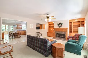 201 Holly Dr, Easley, SC 29640 - Photo 10