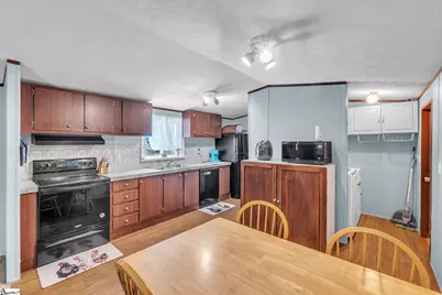 188 Porter Road, Liberty, SC 29657 - Photo 10