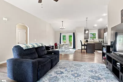 105 Stockton Lane, Moore, SC 29369 - Photo 8