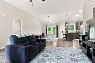 105 Stockton Ln, Moore, SC 29369 - Photo 8