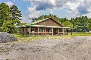869 Poplar St, Clinton, SC 29325 - Photo 1