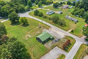 869 Poplar St, Clinton, SC 29325 - Photo 22