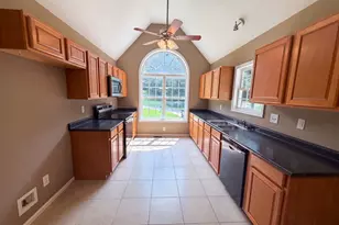 116 Fernwood Dr, Easley, SC 29640 - Photo 2