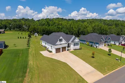 105 Frontier Lane, Travelers Rest, SC 29690 - Photo 2