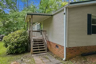 586 Kimbark Ln, Fountain Inn, SC 29644 - Photo 2