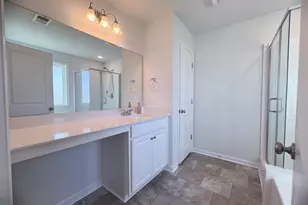 411 Whittier St, Greenville, SC 29605 - Photo 12