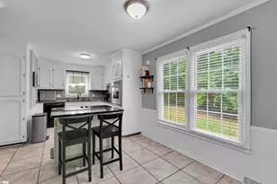 16 Pine View Terrace, Taylors, SC 29687 - Photo 10