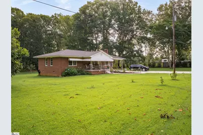 1124 Camelot Forest, Belton, SC 29627 - Photo 2