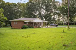 1124 Camelot Forest, Belton, SC 29627 - Photo 2