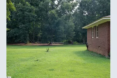 1124 Camelot Forest, Belton, SC 29627 - Photo 16