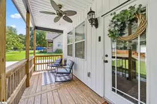 223 Eastland Dr, Greer, SC 29651 - Photo 4