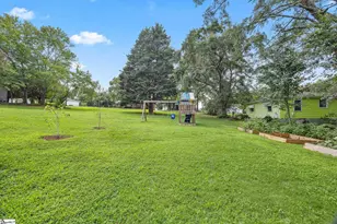 223 Eastland Dr, Greer, SC 29651 - Photo 32