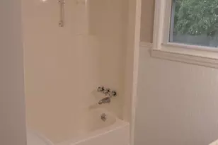 104 S Howell St, Greer, SC 29650 - Photo 12