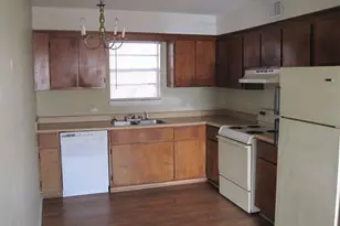 713 E Curtis St, Simpsonville, SC 29681 - Photo 2