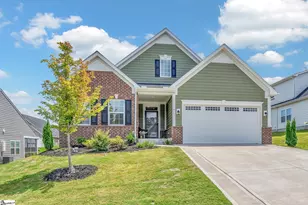 911 Bernstein Ave, Spartanburg, SC 29307 - Photo 1