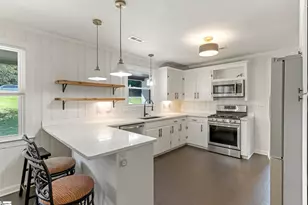 102 American Legion Rd, Greer, SC 29651 - Photo 6