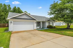 613 Drew St, Greenville, SC 29617 - Photo 2