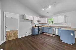 613 Drew St, Greenville, SC 29617 - Photo 8