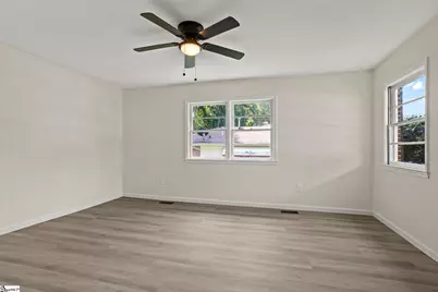167 Lincoln Drive, Spartanburg, SC 29306 - Photo 8