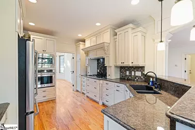 306 E Faris Road, Greenville, SC 29605 - Photo 14