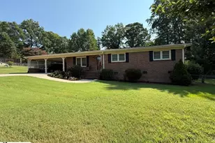 10 Dickens Ln, Taylors, SC 29687 - Photo 2