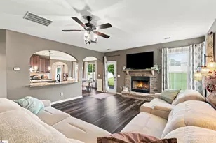 502 W Holloway Dr, Woodruff, SC 29388 - Photo 4