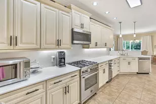 1002 Thornehill Dr, Anderson, SC 29621 - Photo 10