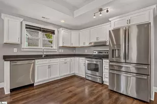 16 Welch St, Greenville, SC 29605 - Photo 8