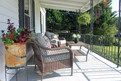 31 Racine Court, Greenville, SC 29617 - Photo 2