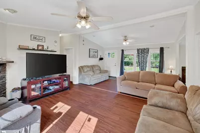405 Abernathy Road, Inman, SC 29349 - Photo 4