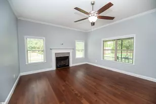 215 Zoar Heights Rd, Greer, SC 29651 - Photo 4