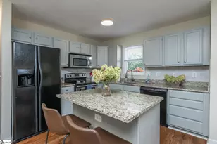 18 Fleming St, Greenville, SC 29607 - Photo 10