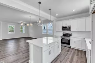 241 Willard St, Greenville, SC 29611 - Photo 10