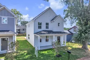 241 Willard St, Greenville, SC 29611 - Photo 2