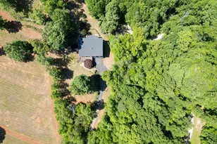 671 Rabbit Rd, Travelers Rest, SC 29690 - Photo 4