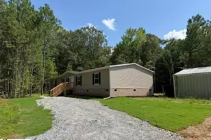 116 Star Dr, Belton, SC 29627 - Photo 2