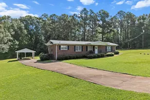 404 Roger Bolt Rd, Belton, SC 29627 - Photo 2