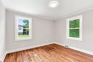 215 Elaine Ave, Taylors, SC 29687 - Photo 16