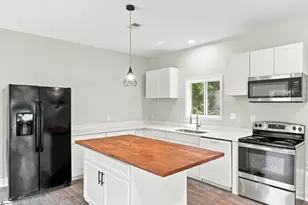 215 Elaine Ave, Taylors, SC 29687 - Photo 26