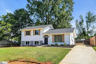 205 Brookmere Rd, Simpsonville, SC 29681 - Photo 2