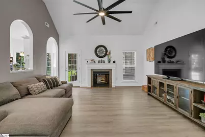 211 Lyons Drive, Simpsonville, SC 29681 - Photo 16