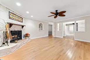 203 Fredericksburg Dr, Simpsonville, SC 29681 - Photo 6